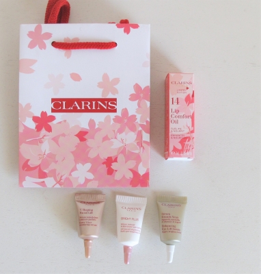 クラランス　コンフォート リップオイル 14 サクラ